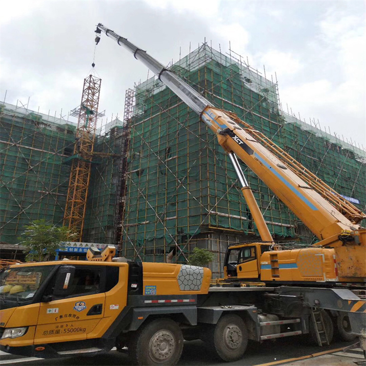 连城县谈谈吊车租赁需要注意的事项
