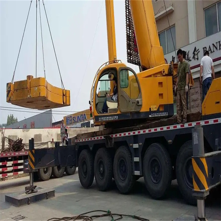 连城县当地吊车出租|机器吊装|75吨|工厂搬迁服务